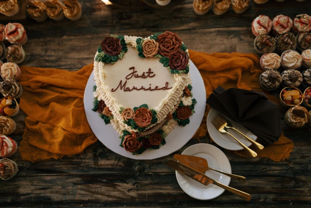 las vegas custom wedding cake