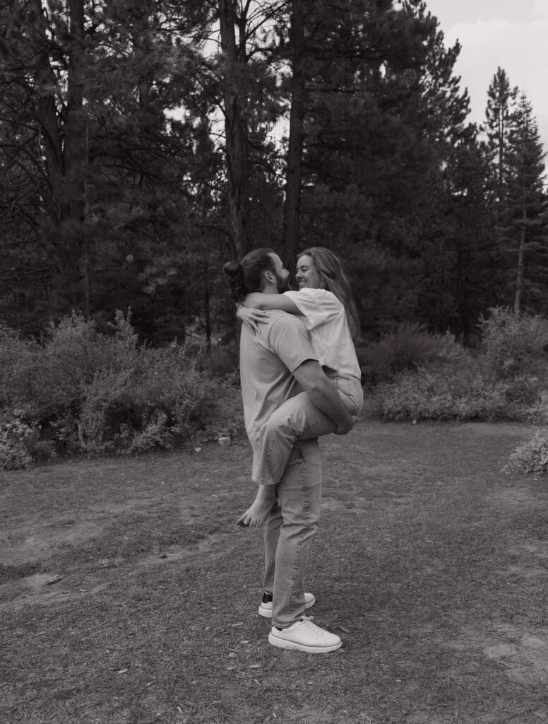 guy carrying his fiance in mt charleston