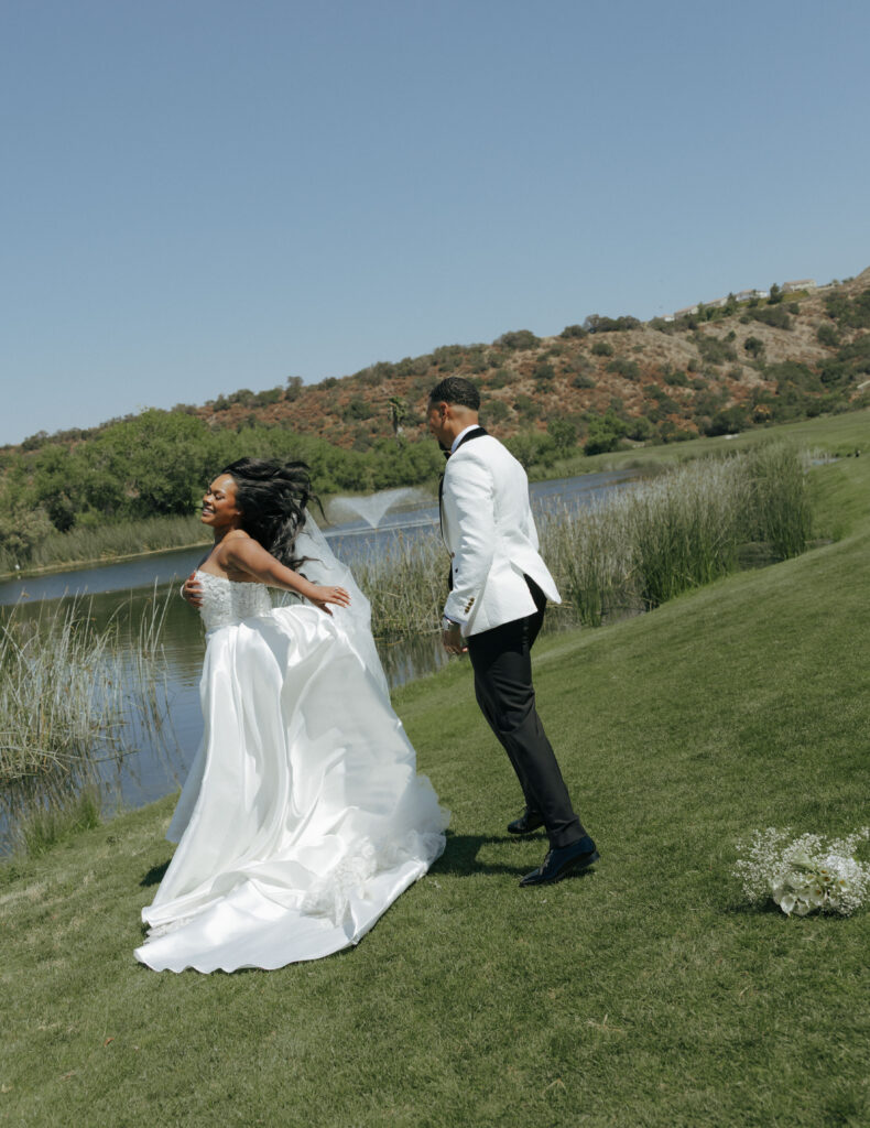 bride and groom dancing at eagle glen golf club wedding